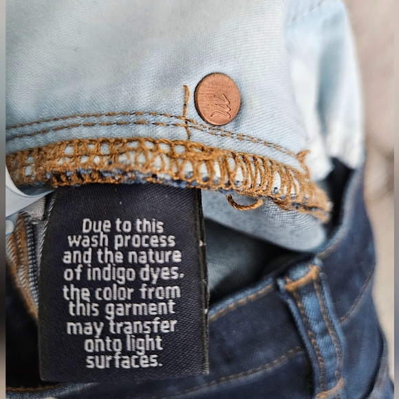 Madewell 9" High Rise Skinny Jeans Dark Wash in size 26, Petite - Picture 3 of 8